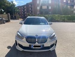 Bianco Usata 2021 BMW 118 M Sport Due volumi | 25.500 € (Buon prezzo)