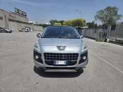 Usata 2011 Peugeot 3008 Outdoor Monovolume | 6000 € (Buon prezzo)