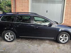 Nero Usata 2012 VW Passat Station wagon | 8000 € (Molto cara)