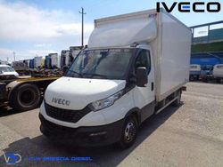 Bianco Usata 2021 Iveco Daily Furgone | 31.500 € (Buon prezzo)
