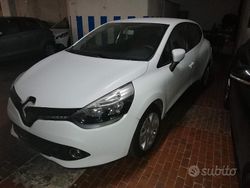 Bianco Usata 2013 Renault Clio IV Due volumi | 6000 € (Buon prezzo)
