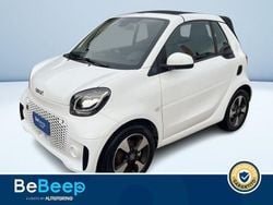 Bianco pastello Usata 2022 Smart ForTwo Electric Drive Passion Cabrio | 15.700 € (Buon prezzo)
