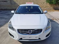 Bianco Usata 2011 Volvo V60 R-Design Station wagon | 4400 € (Buon prezzo)