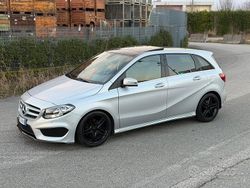 Grigio Usata 2015 Mercedes B180 AMG Monovolume | 9800 €