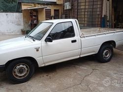 Bianco Usata 1995 Toyota HiLux Pick-up | 5000 €