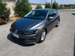 Grigio Usata 2018 VW Polo Highline Tre volumi | 14.500 € (Molto cara)