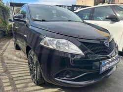 Nero Usata 2019 Lancia Ypsilon Gold Due volumi | 9490 € (Buon prezzo)