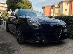 Blu Usata 2010 Alfa Romeo Giulietta Tre volumi | 3900 € (Super prezzo)