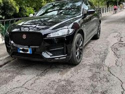 Usata 2017 Jaguar F-Pace R-Sport SUV | 19.000 € (Buon prezzo)