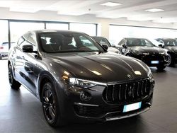 Grigio Usata 2020 Maserati Levante GranLusso SUV | 45.000 € (Buon prezzo)