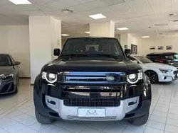 Nero Usata 2023 Land Rover Defender SE Dynamic SUV | 62.999 € (Super prezzo)