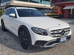 Bianco Usata 2019 Mercedes E220 Station wagon | 27.800 € (Buon prezzo)