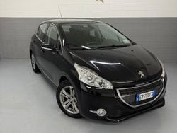 Nero Usata 2013 Peugeot 208 Allure Due volumi | 5500 € (Buon prezzo)