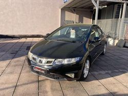 Nero Usata 2010 Honda Civic Elegance Tre volumi | 2650 € (Super prezzo)