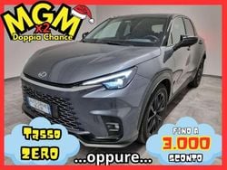 Grigio Usata 2024 Lexus LBX SUV | 33.670 € (Buon prezzo)