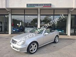 Brillantsilber met. (744) Usata 2001 Mercedes SLK230 Cabrio | 14.900 € (Molto cara)