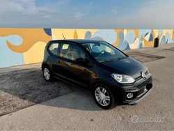 Nero Usata 2017 VW up! Due volumi | 9800 € (Buon prezzo)