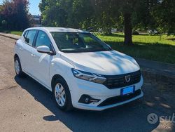 Bianco Usata 2022 Dacia Sandero Comfort Due volumi | 13.200 € (Buon prezzo)