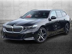Nero Usata 2025 BMW 520 M Sport Station wagon | 55.950 € (Molto cara)