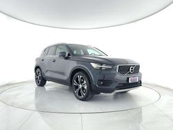 Blu metallizzato Usata 2021 Volvo XC40 Inscription SUV | 28.490 € (Buon prezzo)