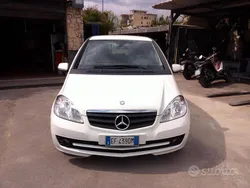 Bianco Usata 2010 Mercedes A160 Tre volumi | 3799 € (Ottimo prezzo)