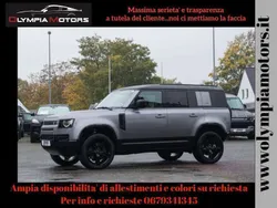 Grigio Usata 2022 Land Rover Defender Dynamic SUV | 81.890 €