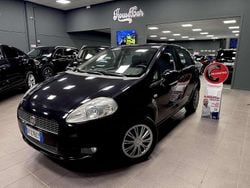Nero Usata 2009 Fiat Grande Punto Dynamic Due volumi | 3999 € (Buon prezzo)