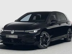 Nero Nuova 2025 VW Golf VIII R-line Plus Tre volumi | 38.400 € (Cara)