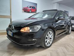 Nero Usata 2013 VW Golf VII Highline Tre volumi | 9800 € (Buon prezzo)
