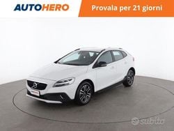 Bianco Usata 2018 Volvo V40 CC Business Edition Station wagon | 15.599 €