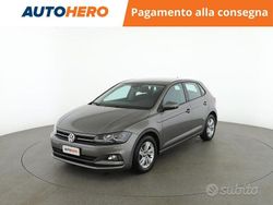 Grigio Usata 2017 VW Polo Comfortline Tre volumi | 13.099 € (Buon prezzo)