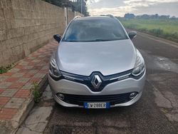 Argento Usata 2014 Renault Clio GrandTour Station wagon | 6500 € (Buon prezzo)