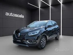Vari colori Usata 2022 Renault Kadjar Intens SUV | 18.490 € (Buon prezzo)