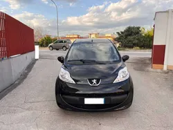 Nero Usata 2008 Peugeot 107 Due volumi | 3900 € (Buon prezzo)