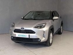 Argento Usata 2023 Toyota Yaris Cross Business Edition SUV | 20.890 € (Ottimo prezzo)