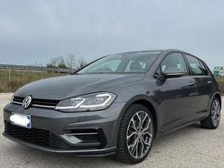 Grigio Usata 2017 VW Golf VII Tre volumi | 14.000 € (Cara)