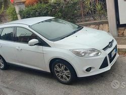 Bianco Usata 2012 Ford Focus Station wagon | 3500 € (Buon prezzo)