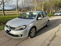 Grigio Usata 2010 VW Golf VI Due volumi | 8000 € (Molto cara)