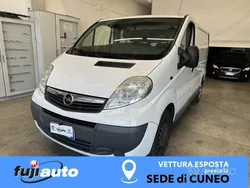 Bianco Usata 2005 Opel Vivaro Furgone | 6000 €