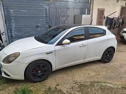 Bianco Usata 2012 Alfa Romeo Giulietta Tre volumi | 3000 €