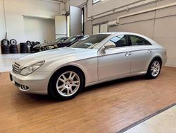 Argento Usata 2007 Mercedes CLS320 Tre volumi | 13.990 € (Cara)