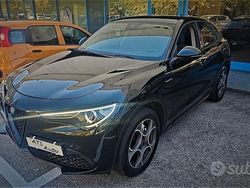 Nero Usata 2019 Alfa Romeo Stelvio Tech Edition SUV | 28.400 € (Molto cara)
