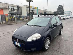 Blu Usata 2012 Fiat Grande Punto Due volumi | 3490 € (Buon prezzo)