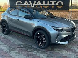 Grigio Nuova 2025 Alfa Romeo Junior Edizione Speciale SUV | 29.590 € (Buon prezzo)