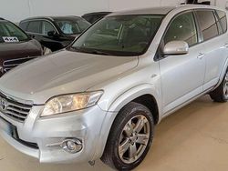 Argento Usata 2010 Toyota RAV4 Executive SUV | 9500 € (Buon prezzo)