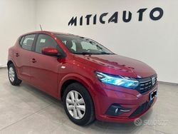Rosso Usata 2022 Dacia Sandero Comfort Tre volumi | 11.900 € (Ottimo prezzo)