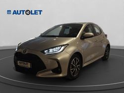 Argento Usata 2023 Toyota Yaris Hybrid Trend Tre volumi | 19.500 € (Buon prezzo)