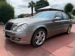 Usata 2009 Mercedes E280 Avantgarde Tre volumi | 9990 € (Buon prezzo)