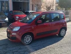 Rosso Usata 2015 Fiat Panda Lounge Tre volumi | 4600 € (Buon prezzo)