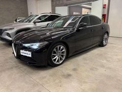 Nero Usata 2017 Alfa Romeo Giulia Super Tre volumi | 17.900 € (Buon prezzo)